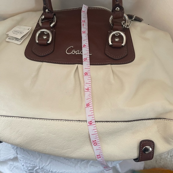 NWT Coach Ashley Leather Satchel Purse Bag White/Bark $698 - Picture 7 of 10